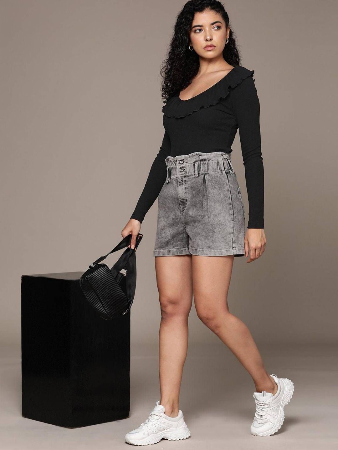 Women Ruffles Detail Scoop Neck Cotton Top - Image 2