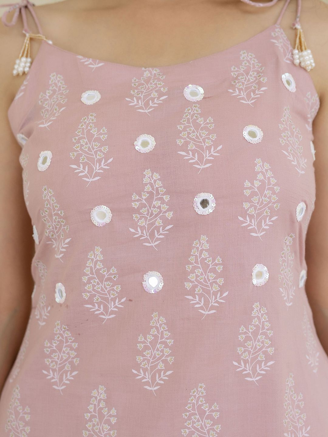Women Floral Printed Cotton Kurta with Pyjama & Dupatta - Image 2
