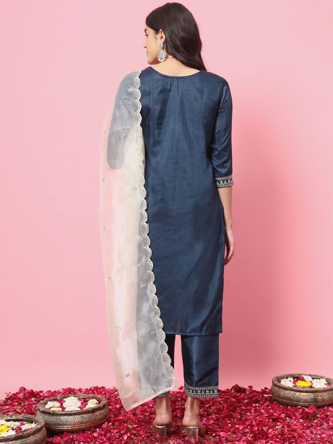 Ethnic Motifs Embroidered Thread Work Kurta With Trousers & Dupatta - Image 2