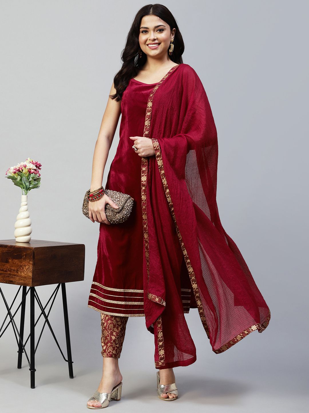 Velvet Brocade Sleeveless Straight Kurta With Trousers & Dupatta