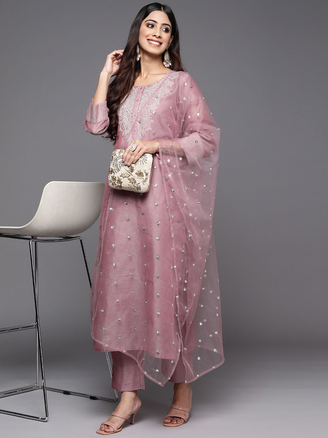 Floral Zari Embroidered Chanderi Silk Kurta With Trouser & Sequined Dupatta.