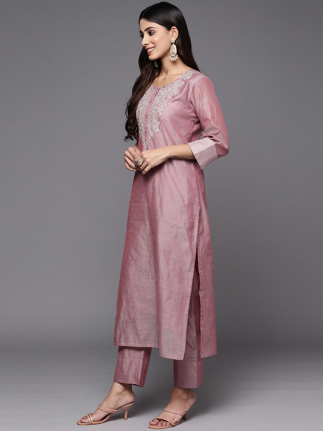 Floral Zari Embroidered Chanderi Silk Kurta With Trouser & Sequined Dupatta. - Image 2